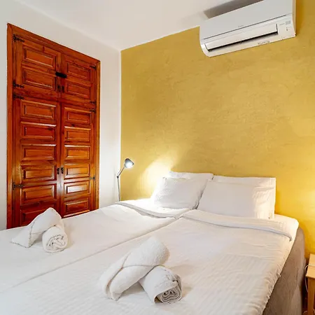 Capistrano Village Casa Emma Casasol Апартаменты Нерха